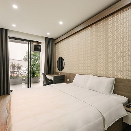 Delapong Hotel And Apartment Ha Noi Ханой Экстерьер фото