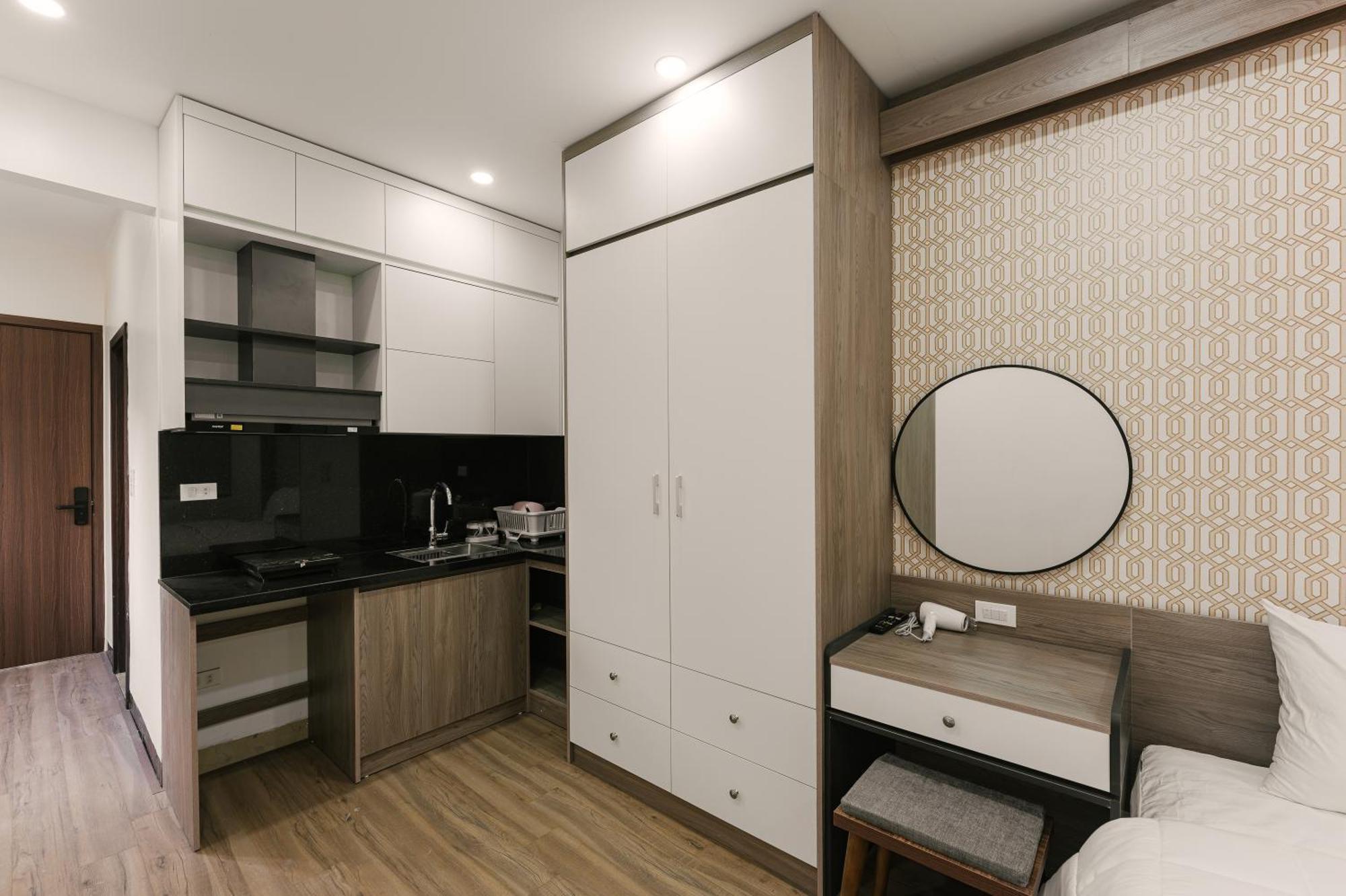 Delapong Hotel And Apartment Ha Noi Ханой Экстерьер фото